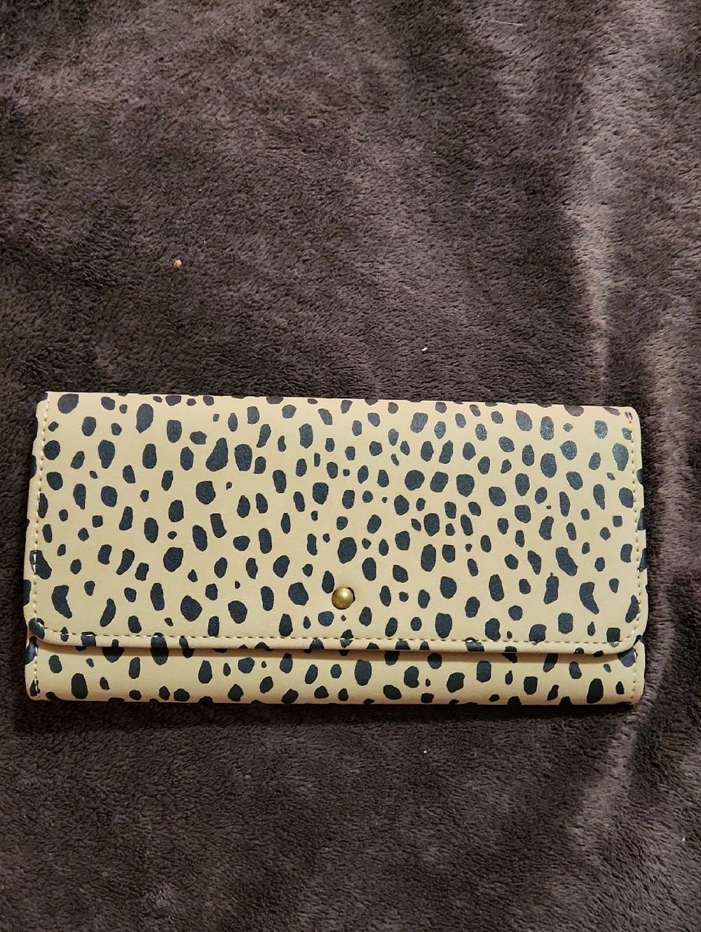 Universal Thread Tan And Black Wallet